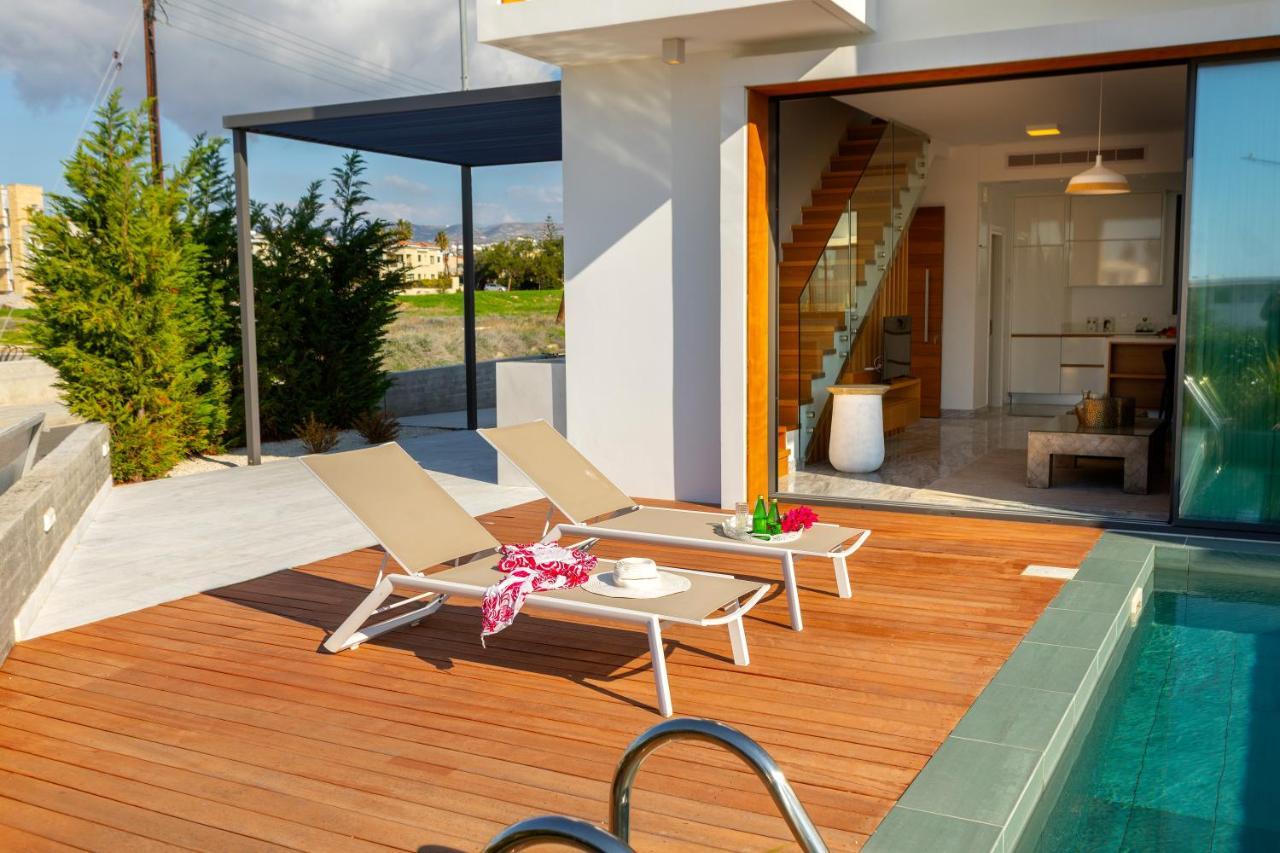 Villa Laurus 6, Walking Distance To The Beach Paphos Exteriör bild